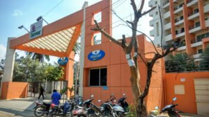 Packers and Movers near Mantri Sarovar Apartment Rd, Opposite Agara Lake, Sector 4, HSR Layout, Bengaluru, Karnataka 560102